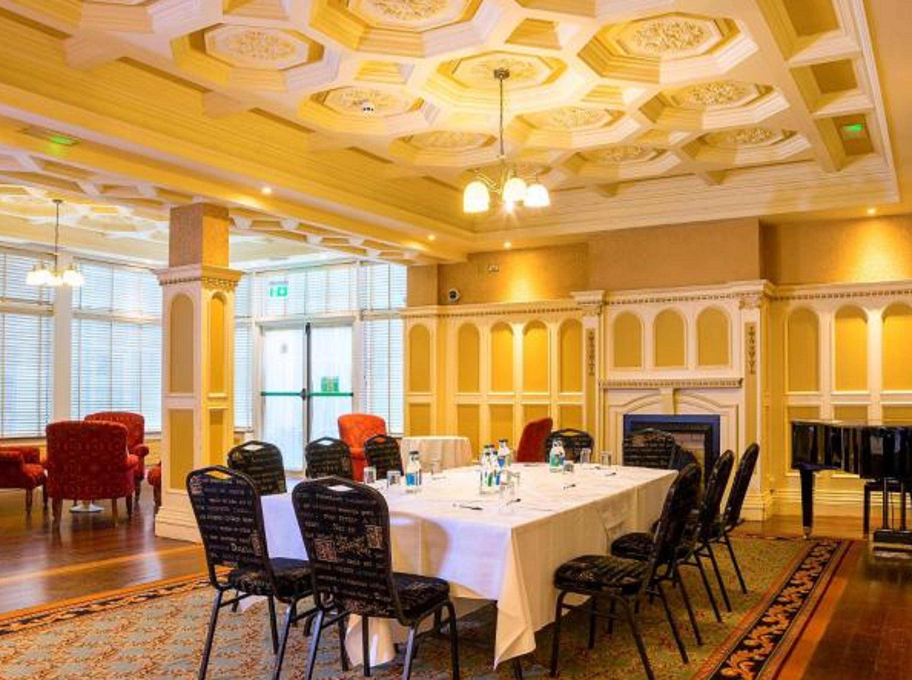 Lady Gregory Hotel, Leisure Club & Beauty Rooms Gort Εξωτερικό φωτογραφία