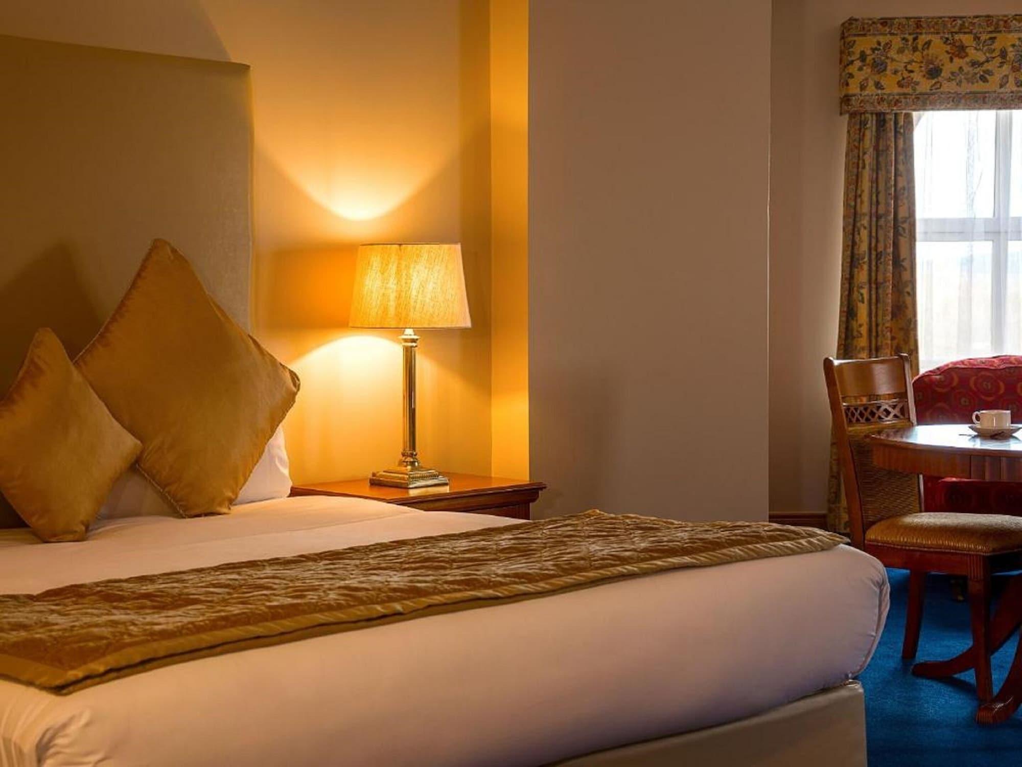 Lady Gregory Hotel, Leisure Club & Beauty Rooms Gort Εξωτερικό φωτογραφία